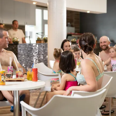 Atrium - Family Friendly 4* Vysoke Tatry