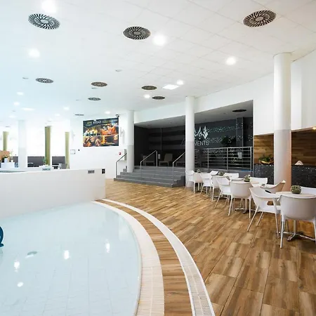 فندق Atrium - Family Friendly 4*