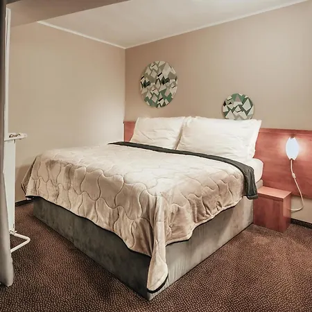 Atrium - Family Friendly Hotel