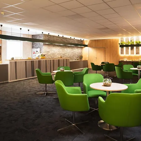 Atrium - Family Friendly 4*