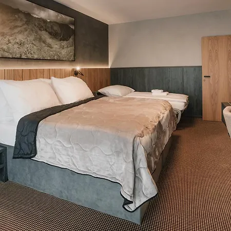 Atrium - Family Friendly 4*