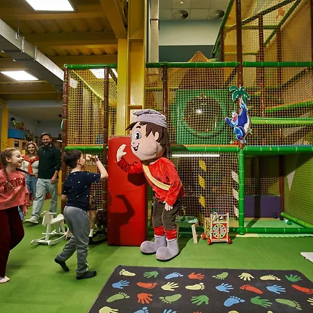 Atrium - Family Friendly