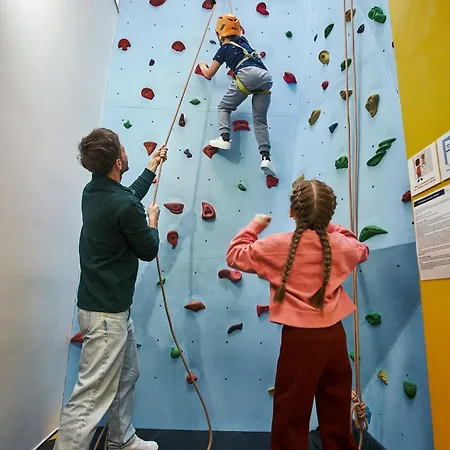 Hotel Atrium - Family Friendly 4*