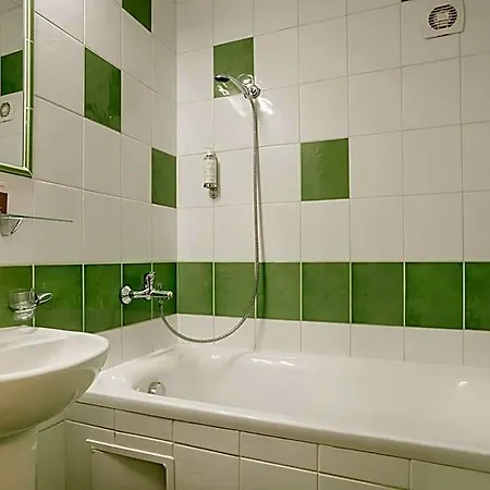 Atrium - Family Friendly Отель Високе-Татри