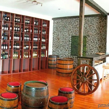 Atrium - Family Friendly Hotel