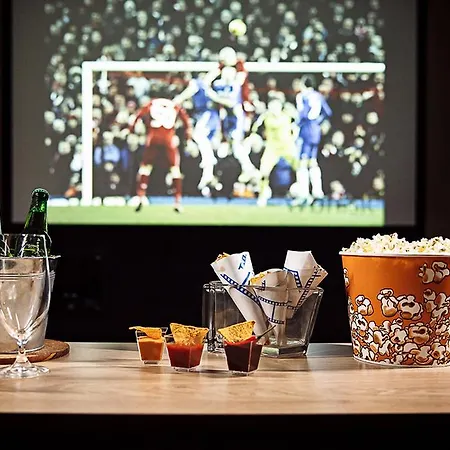 Atrium - Family Friendly