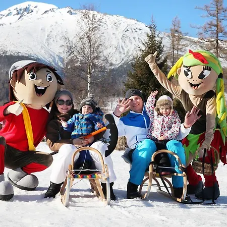 Hotel Atrium - Family Friendly 4*