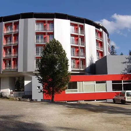 Atrium - Family Friendly Otel 4*