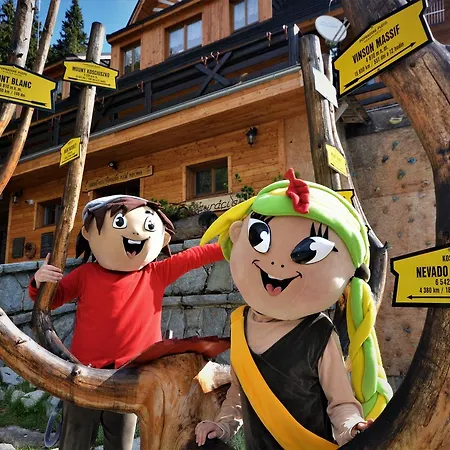 Atrium - Family Friendly