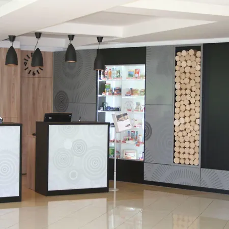 Atrium - Family Friendly