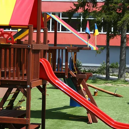 Hotel Atrium - Family Friendly 4*