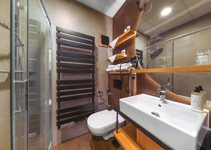 Hotel Atrium - Family Friendly