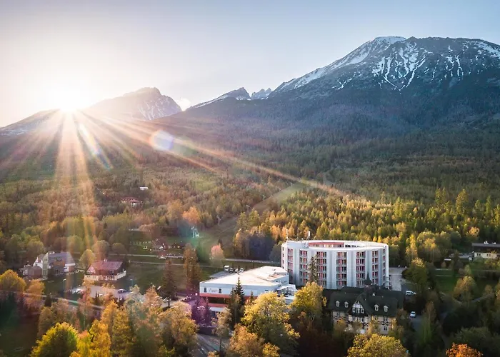 Atrium - Family Friendly Hotel Vysoke Tatry
