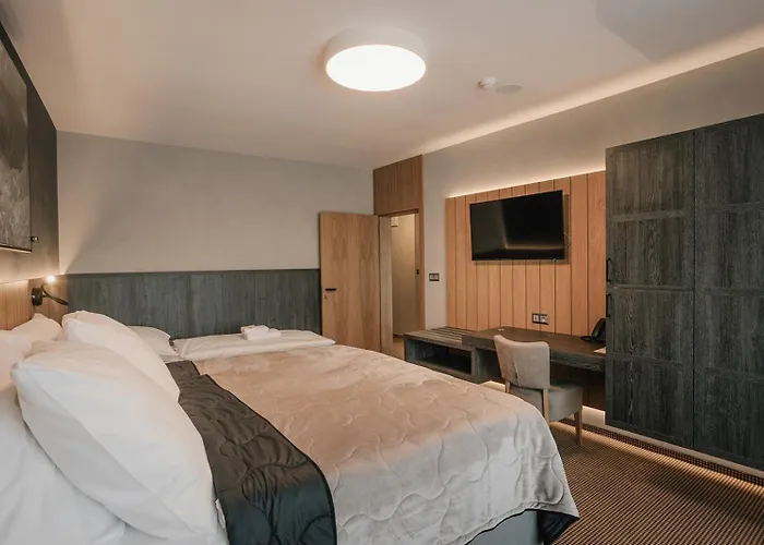 Atrium - Family Friendly