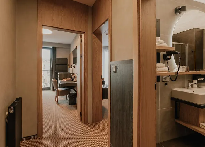 Atrium - Family Friendly Hotel Vysoke Tatry