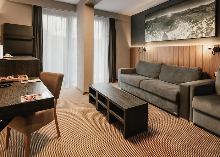 Atrium - Family Friendly Hotel Vysoke Tatry