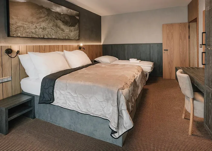 Atrium - Family Friendly 4*