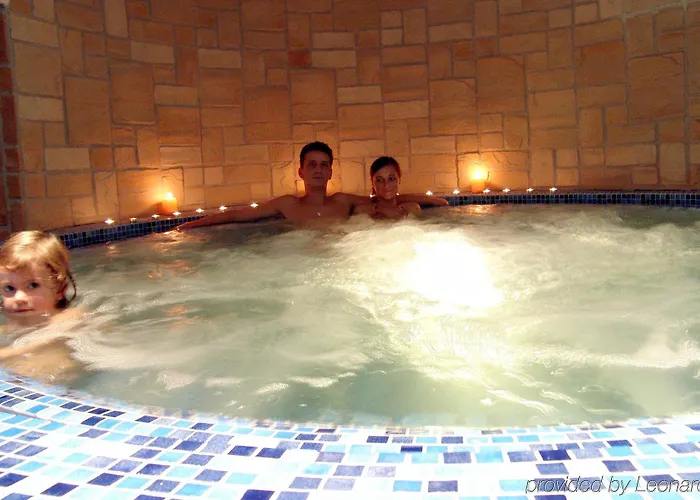 Atrium - Family Friendly