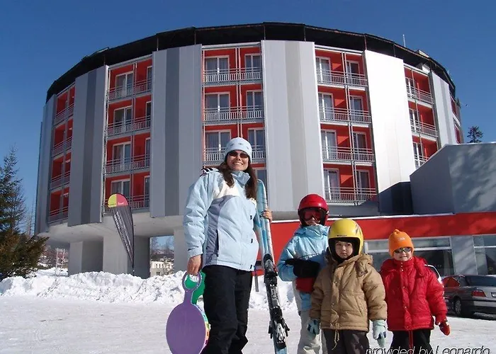 Atrium - Family Friendly 4*