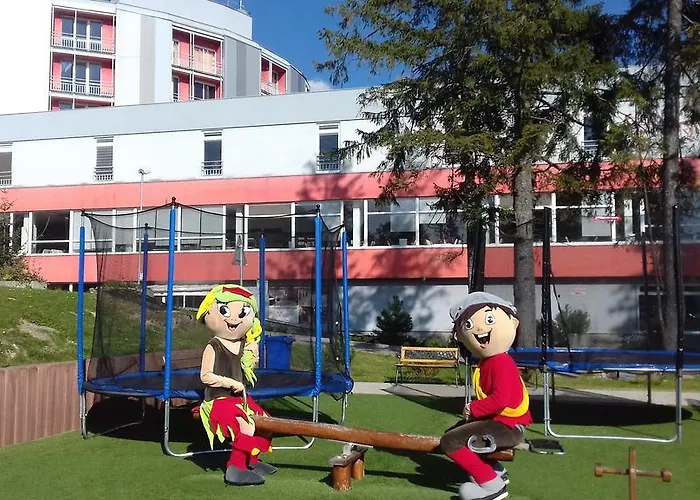 Atrium - Family Friendly